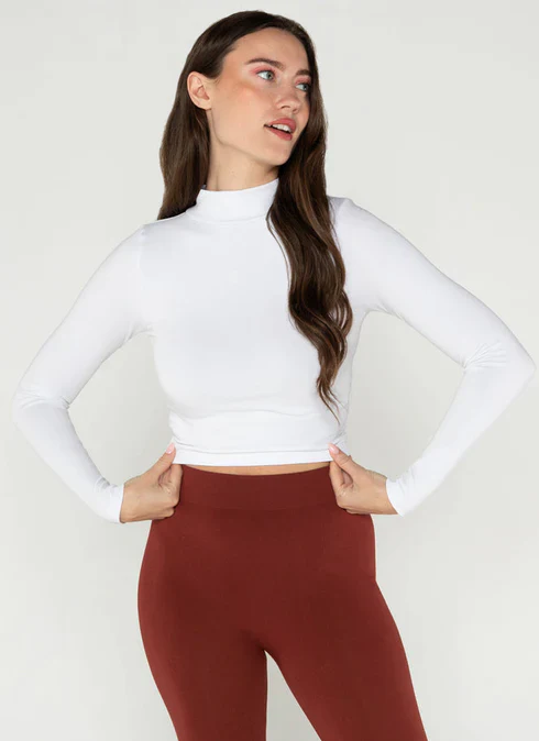 Bamboo L/S Crop Mock C'est Moij – Image 7