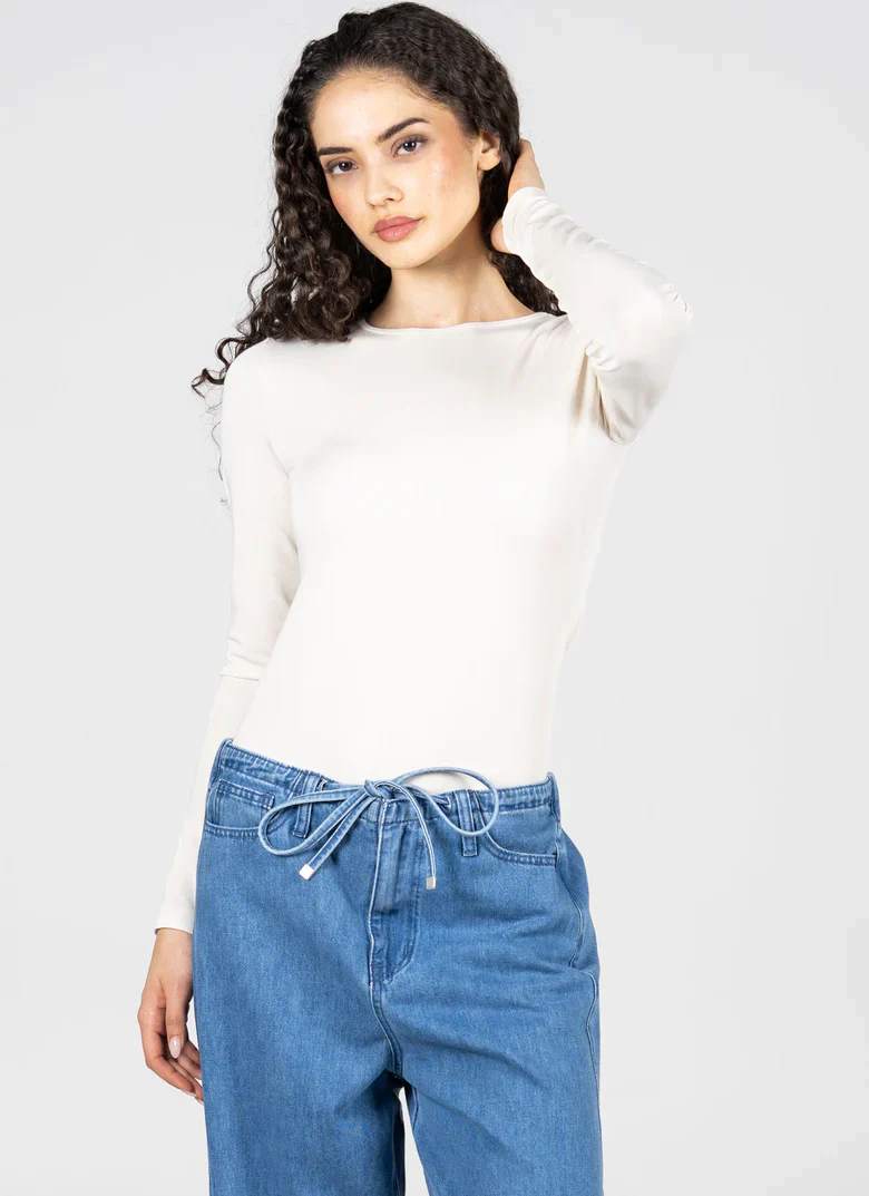 Bamboo Long Sleeve Crew Neck C'est Moi – Image 3