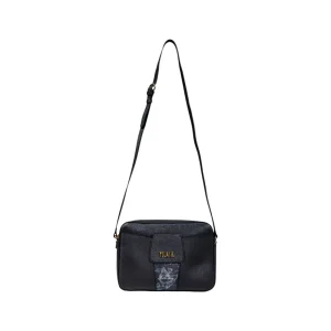 Alviero Martini Prima Classe Women Black Shoulder Bag with Zip Closure