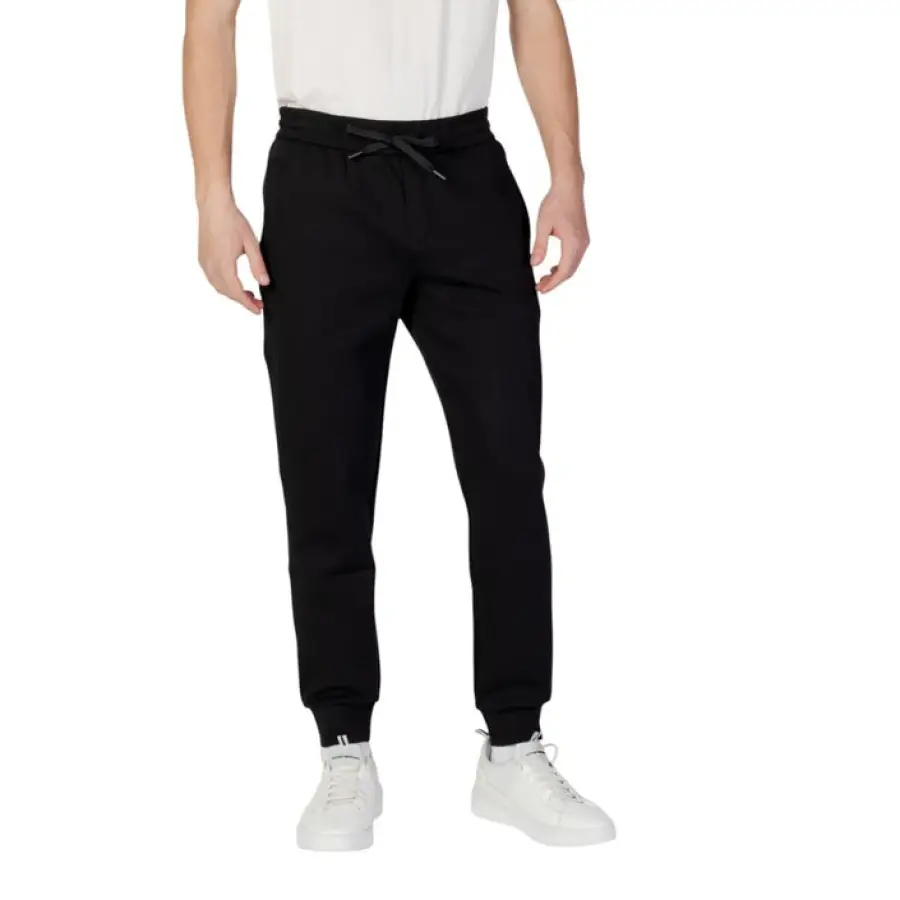 Armani Exchange Hommes Pantalon à lacets uni noir