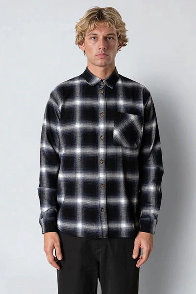 Fat Moose Forest flannel shirt Dark navy/Black check 002